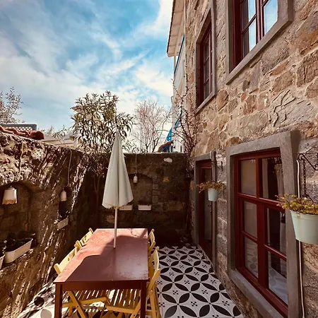 Nefes Ada Tas Bina - Bahce Kati