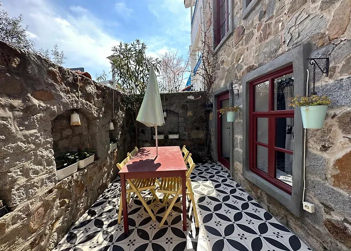 Nefes Ada Taş Bina - Bahçe Katı